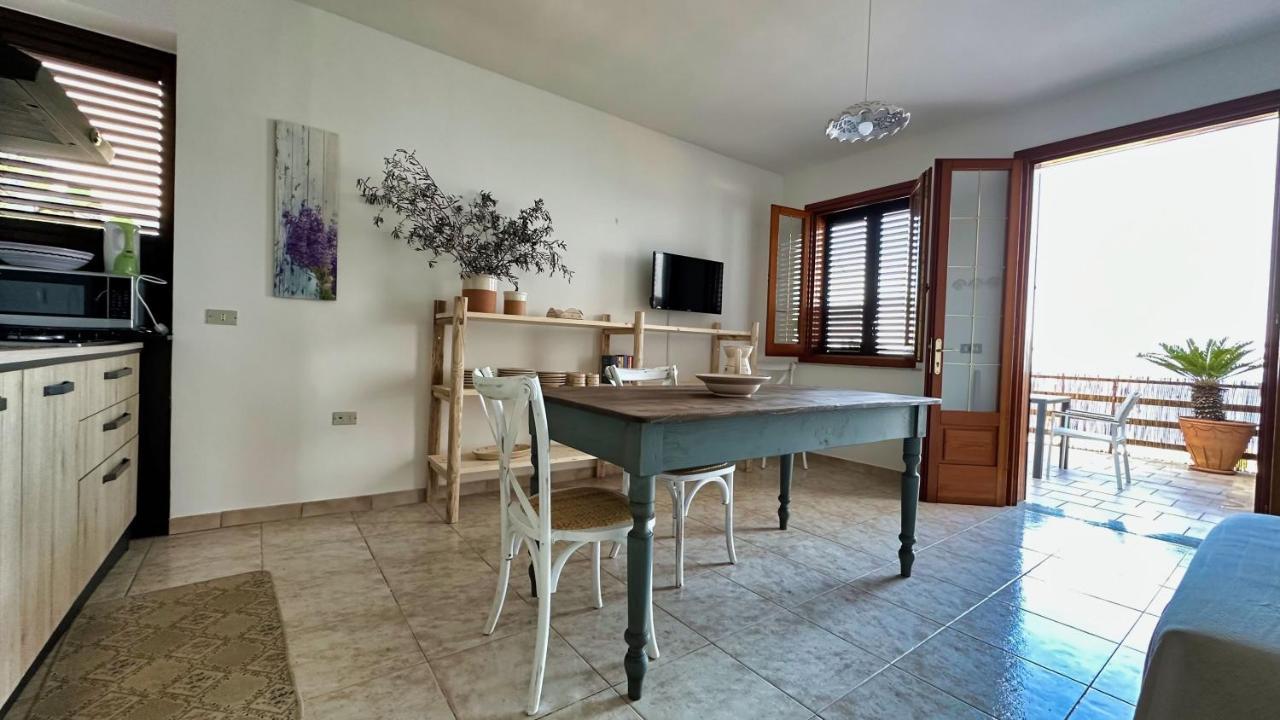 Marina Di Andrano - Alisso, Casa Vista Mare Con Parcheggio Privato E Wifi Villa Bagian luar foto