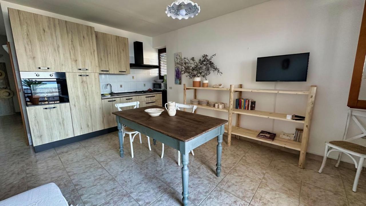 Marina Di Andrano - Alisso, Casa Vista Mare Con Parcheggio Privato E Wifi Villa Bagian luar foto